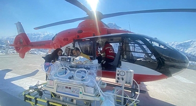 8 günlük bebek helikopterle Van'a sevk edildi
