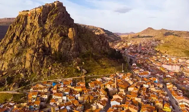 Afyonkarahisar'ın Neyi Meşhur? Afyonkarahisar'ın En Meşhur Yemekleri ve Alınabilecek Hediyelikler