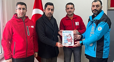 Ağrı Beşir Derneği’nden Kızılay Şubesine ziyaret
