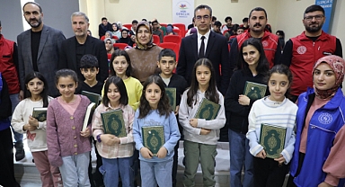 Ağrı’da depremde vefat edenler için hatim duası yapıldı