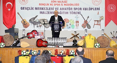 Ağrı’da Gençlik Merkezleri ve Spor Kulüplerine Malzeme Desteği