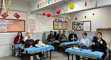 Ağrı’da öğrenciler enstrüman eğitimi alıyor