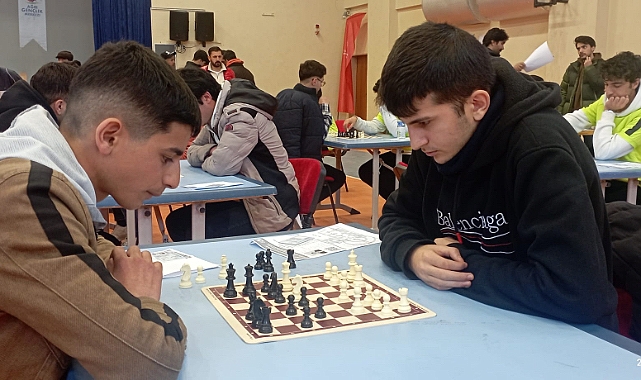 Ağrı’da Okul Sporları İl Birinciliği Satranç Turnuvası yapıldı