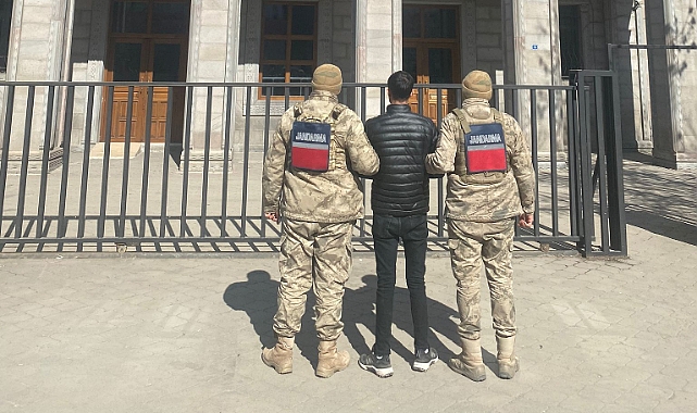 Ağrı’da suç kaydı bulunan 4 firari yakalandı