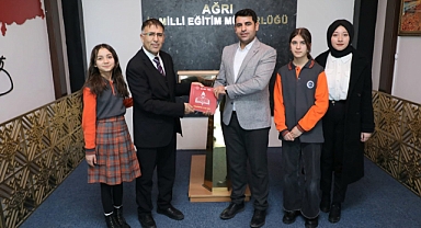 Ağrı’da “Tulpar Bize Geldi" projesi, Türkçe alanında Türkiye birinciliği elde etti