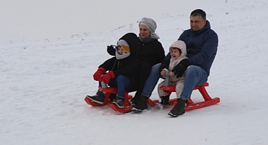 Ağrı Küpkıran Kayak Merkezi'nde Sömestir Yoğunluğu (Videolu Haber)