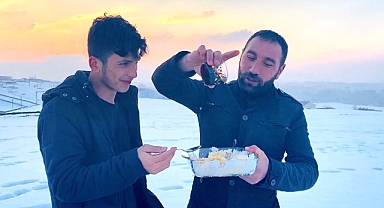 (Videolu Haber ) Ağrı'nın Doğal Tatlısı 'Karlı Pekmez'