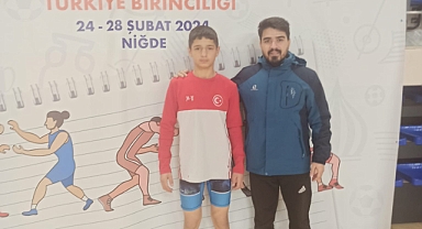 Ağrılı sporcu güreş müsabakalarında Türkiye 2’ncisi oldu