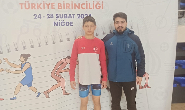 Ağrılı sporcu güreş müsabakalarında Türkiye 2’ncisi oldu