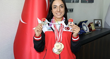 Ağrılı Sporcu Seher Kaçmaz Başarıya Doymuyor