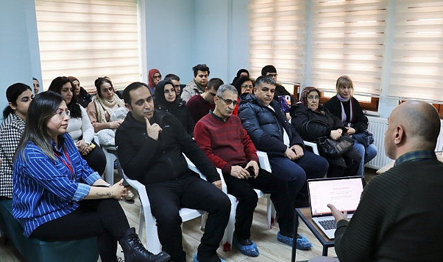 Ailelere otizm spektrum bozukluğu semineri verildi