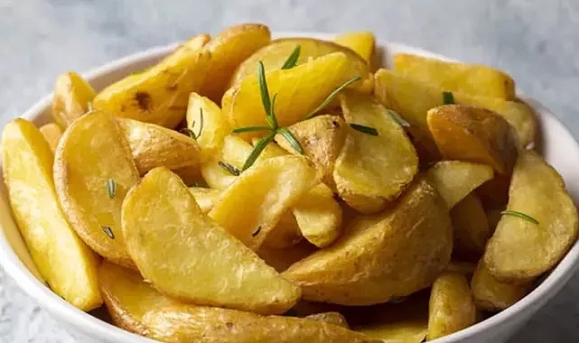 Airfryer’da Elma Dilim Patates yapmanın en kolay yöntemi: Bu tarif sizi şaşırtacak