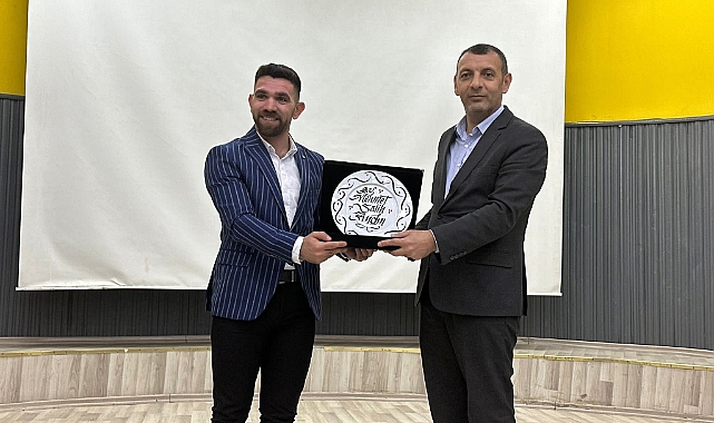 AK Parti Adayı Aydın, Ağrılı gençlerle bir araya geldi