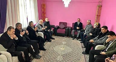 Ak Parti Ağrı Milletvekili Ruken Kilerci Patnos'ta hayatını kaybedenlerin ailelerine taziye ziyaretinde bulundu