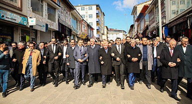 AK Parti Ağrı’nın Proje Tanıtım Toplantısı büyük coşku ile gerçekleşti