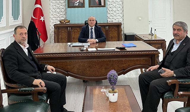 Ak Parti Patnos Belediye Başkan Adayı Taşkın, göreve yeni atanan Patnos Kaymakamı Hasan Taş'ı ziyaret etti