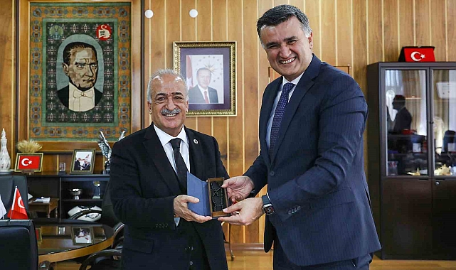 "Atatürk Üniversitesi hamleleriyle ülkemize değer sağlıyor"