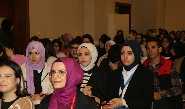 Atılım Üniversitesi Mardin'de Eğitim Fuarı düzenledi