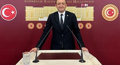 Barış Bektaş Kimdir? Aslen Nereli? Evli Mi? Eşi Kimdir? Kaç Yaşındadır?