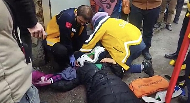 Başına buz kütlesi düşen kadın yaralandı