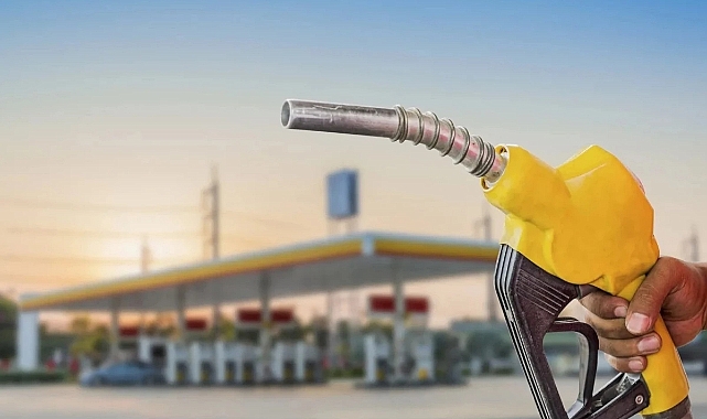 BENZİNE İNDİRİM YAPILDI MI? Benzine indirim mi yapıldı, ne kadar indirim yapıldı?