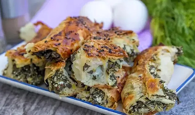Bu börek başka: Gelincik otuyla yapılan eşsiz börek tarifi