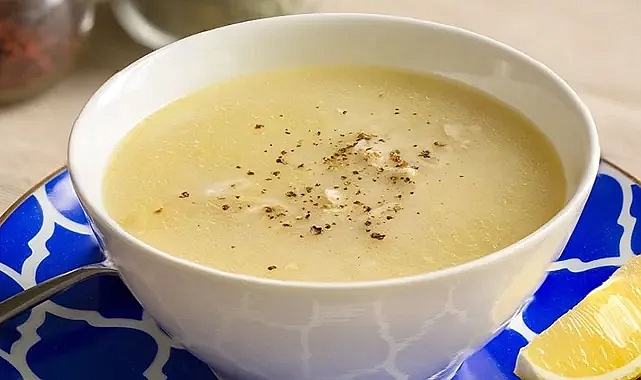 Bu çorbayla kışı yenebilirsiniz: Bağışıklık güçlendirici Tavuk Suyu Çorbası tarifi