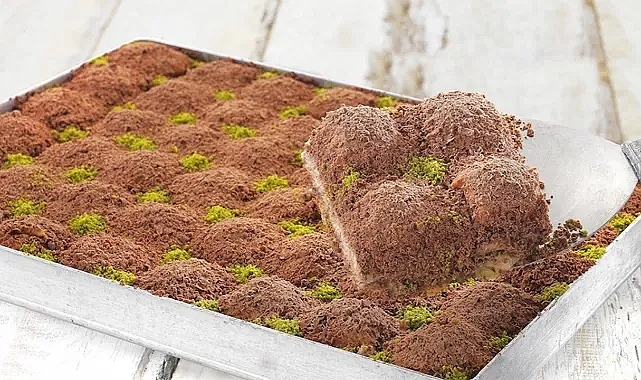Bu tatlıyı denemeden baklava yedim demeyin: İçinizi eritecek Soğuk Baklava tarifi