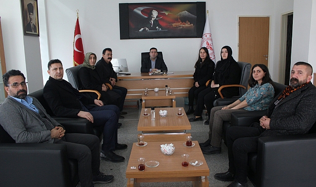 DEM Parti Ağrı Belediye Eş Başkan adaylarından hastaneye ziyaret