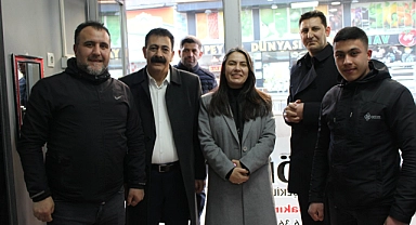 Dem Parti Ağrı Belediye Eş Başkan Adaylarının yoğun seçim mesaisi