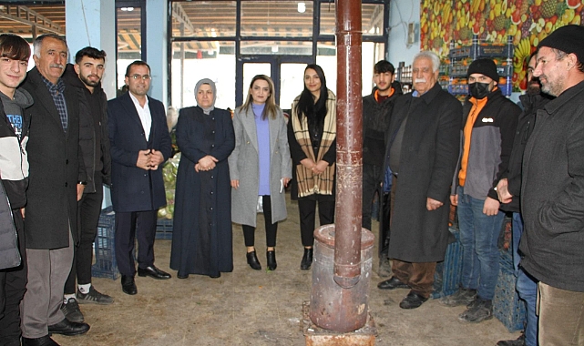DEM Parti Patnos Belediye Eş Başkan Adayları seçim çalışmalarına esnafları dinleyerek başladılar