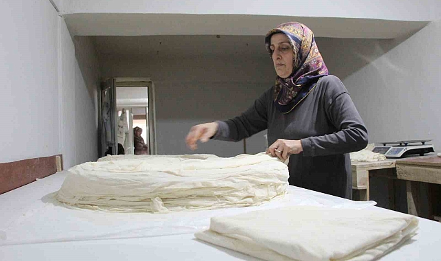 Devlet desteğiyle kurdular, günde 350 kilo yufka üretiyorlar