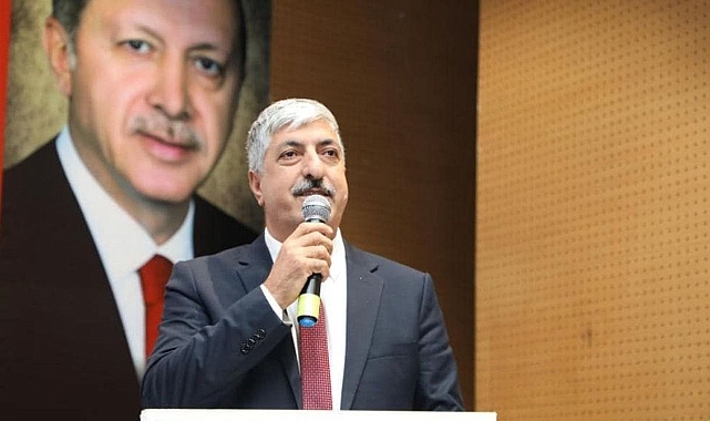 Dilovası Gençleri AK Parti Belediye Başkan Adayı Ramazan Ömeroğlu'na Yoğun İlgi Gösterdi