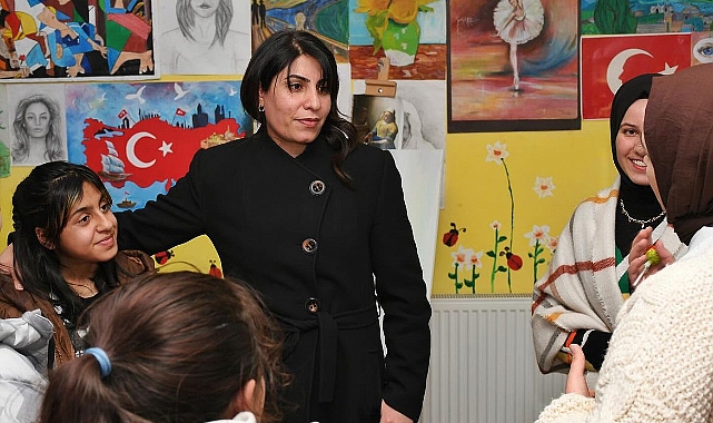 Doğubayazıt Belediyesi’nden öğrencilerin eğitimine destek