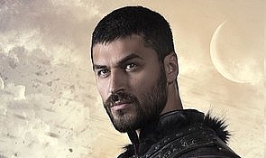 Emre Dinler Kimdir? Nerelidir? Rol Aldığı Diziler Hangileridir?