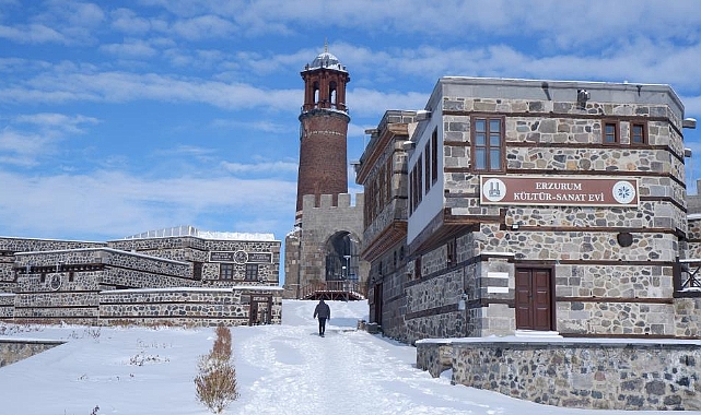 Erzurum'da soğuk hava yerini kar yağışına bırakacak