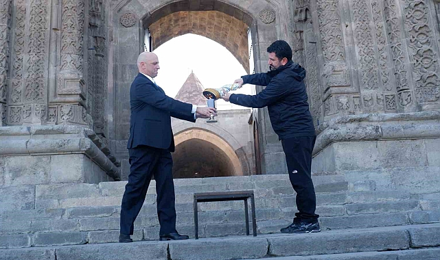 Erzurum'da 20. Kış Deaflympics Olimpiyat Oyunları meşalesi yakıldı