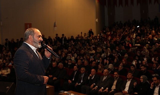 Erzurum'da şiir ve ezgi gecesi