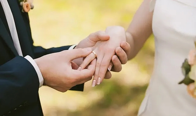 Evlilik Kredisi Nedir? Kimler Yararlanabilir? Gençlere Müjde: Faizsiz Evlilik Kredisi Başvuruları Başlıyor!