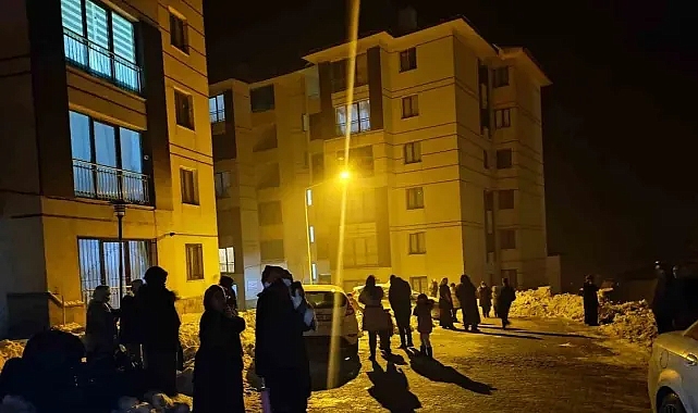 Hakkari'de Meydana Gelen Deprem: Paniği ve Tedirginliği Beraberinde Getirdi