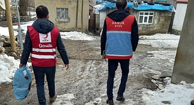 Hamur'da 1600 haneye yardım ulaştı