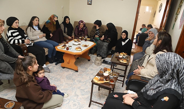 Hazal Aras: "Ağrı'da ilklerin başkanı olmaya geliyorum"