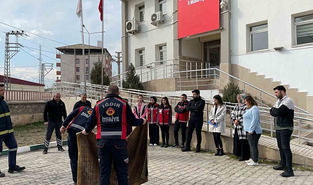Iğdır Belediyesinden yangın söndürme eğitimi