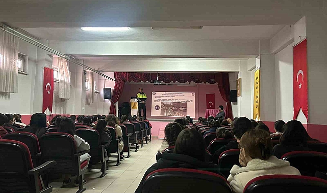 Iğdır'da öğrencilere trafik bilgilendirmesi