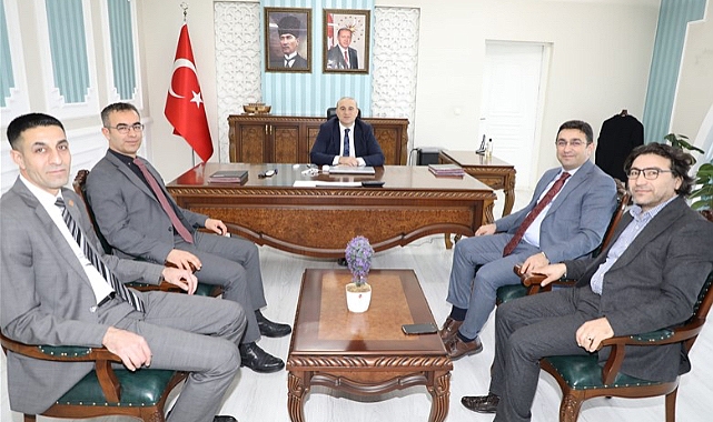 İl Müdürü Fedai Din'den Patnos Kaymakamı Hasan Taş'a ziyaret