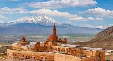 İstanbul'da 216 bin 859 Ağrılı Yaşıyor