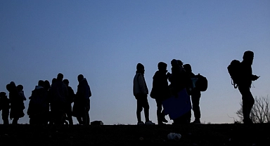 Jandarma düzensiz göçmenlere geçit vermiyor: Van'da 255 düzensiz göçmen yakalandı