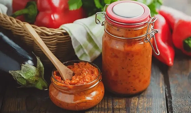 Kahvaltıda yeni trend: Marketlerde bulamayacağınız Kahvaltılık Sos tarifi