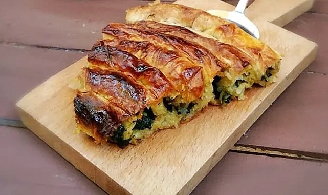 Kapınızda kuyruk oluşturacak: Efsane Ispanaklı Börek tarifi