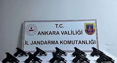 Kargodan ruhsatsız tabanca ele geçirildi